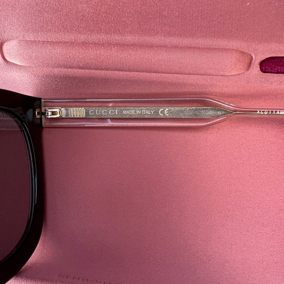 ❌SOLD❌Gucci Sunglasses - Picture 11 of 13